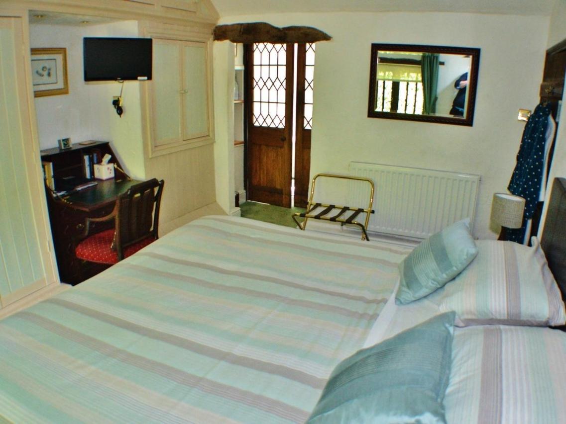 Church Villa B & B Chesterfield Exterior foto